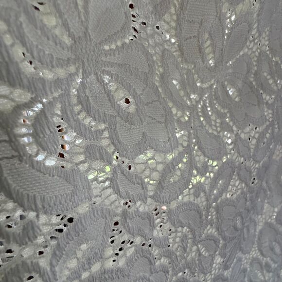 White Floral Fitted Bodycon Dress | Midi Lace - Picture 6 of 7